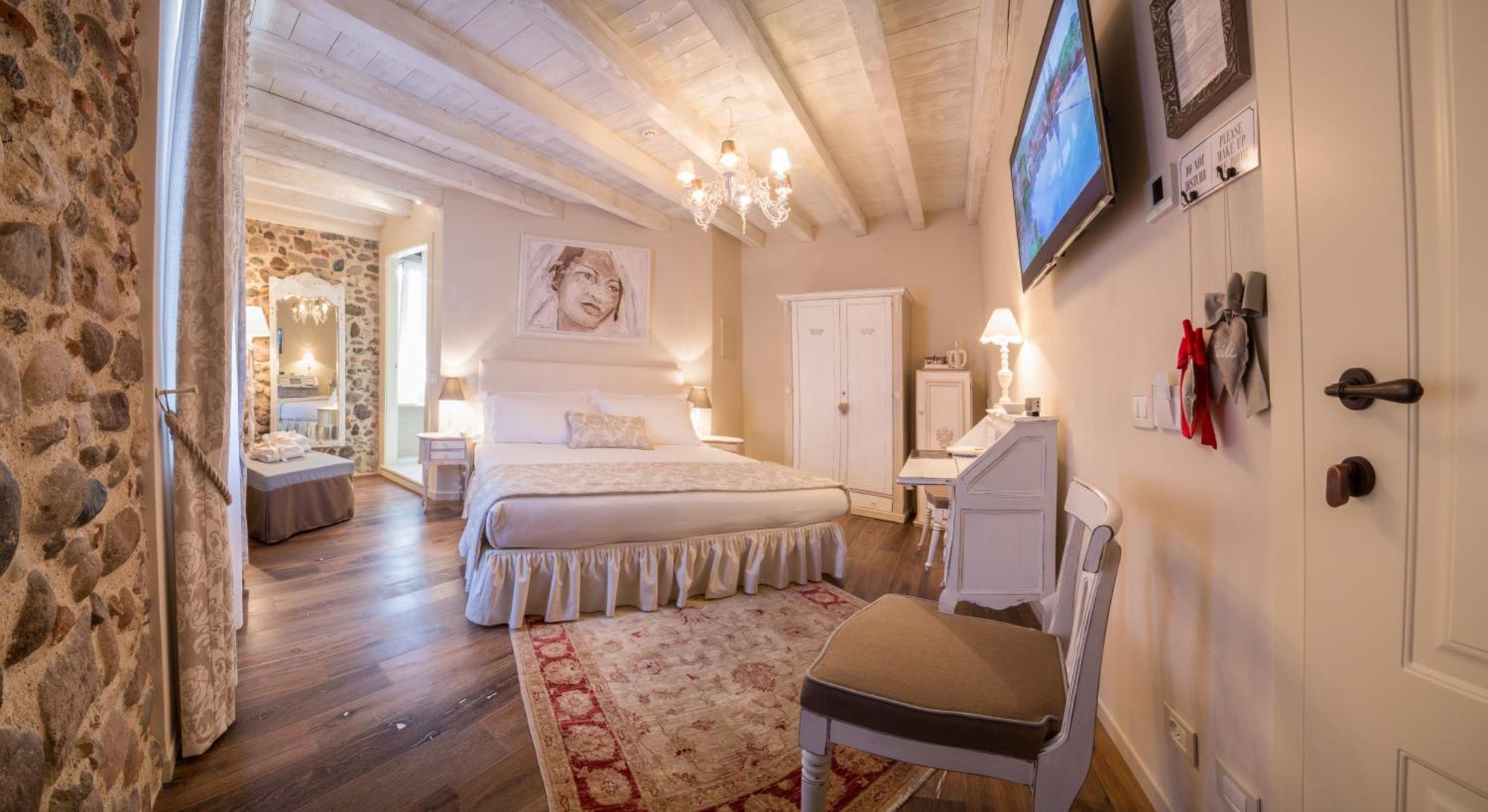 Maison Resola - Rooms & Breakfast Valeggio sul Mincio Ngoại thất bức ảnh