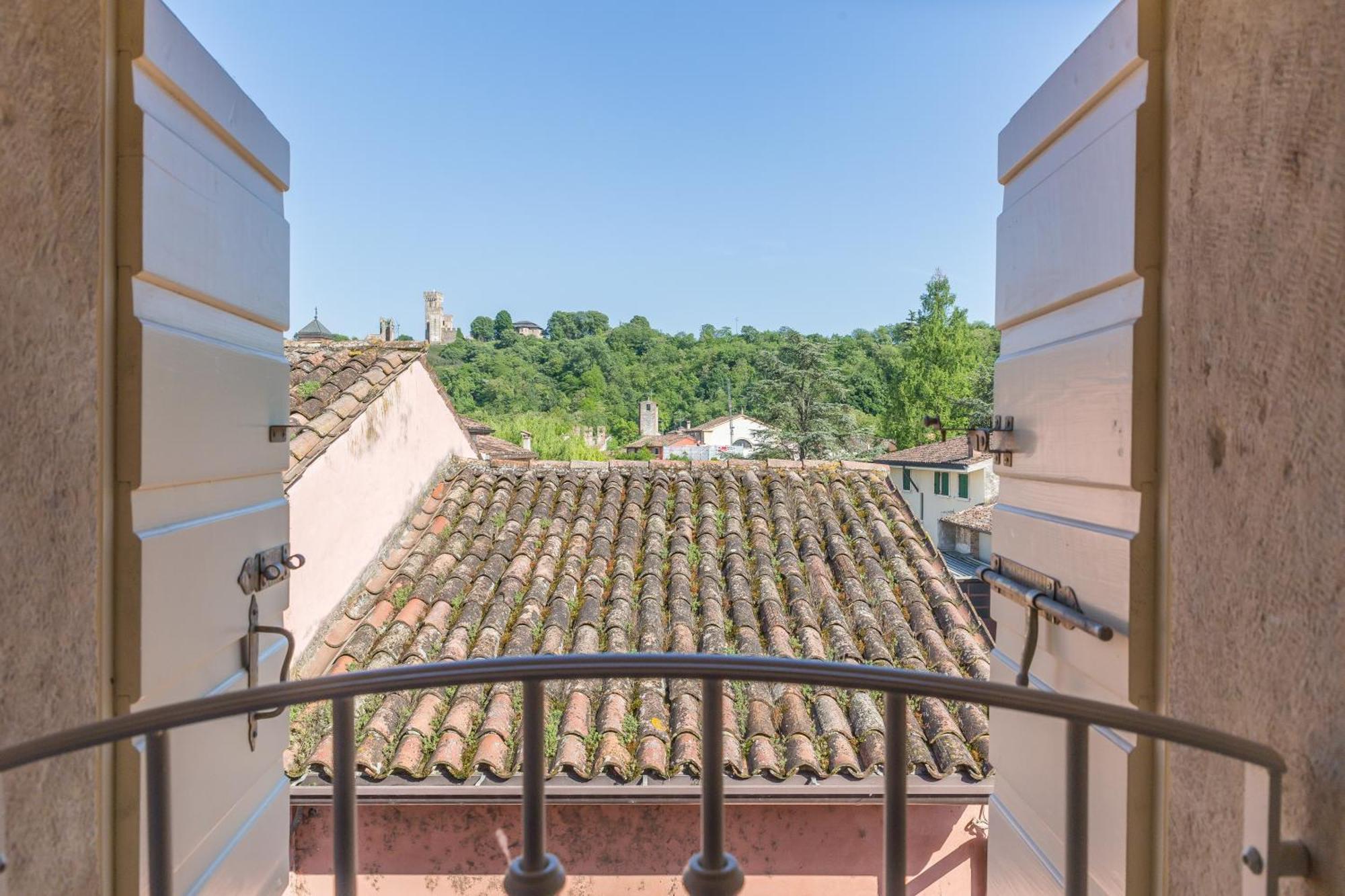 Maison Resola - Rooms & Breakfast Valeggio sul Mincio Ngoại thất bức ảnh